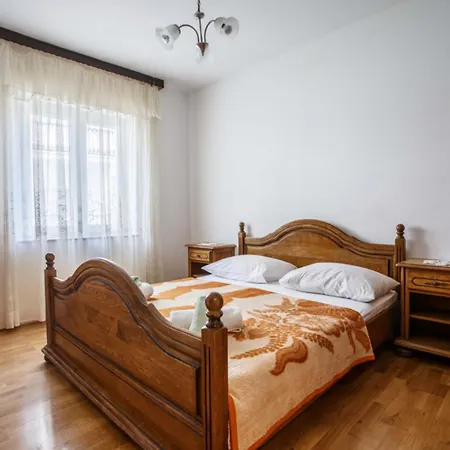 Ante Apartamento Omiš