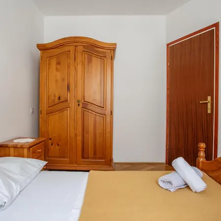 Ante Apartamento