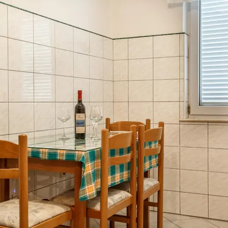 Ante Apartamento *